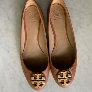 Tory Burch brown flats